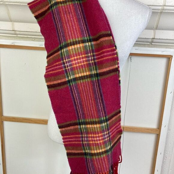 NWT Irish wool by John Hanly & Co. Pink tartan scarf or shawl w/ fringe tassels - Picture 4 of 8